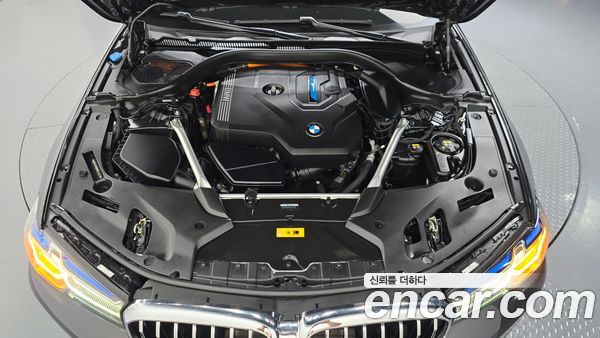 BMW 5 Series 2021, фото 5