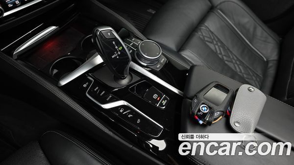 BMW 5 Series 2021, фото 11