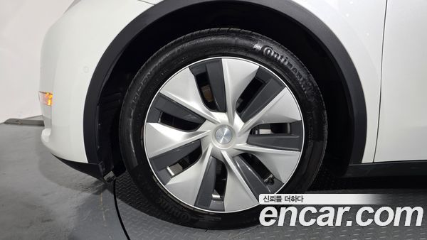 Tesla Model Y 2021, фото 5