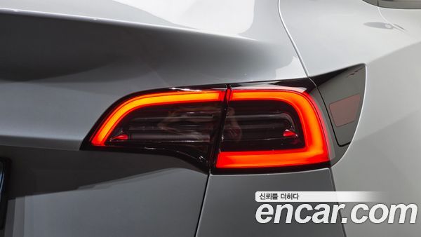 Tesla Model Y 2021, фото 9