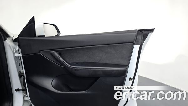 Tesla Model Y 2021, фото 14
