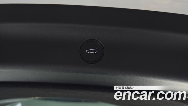Tesla Model Y 2021, фото 31