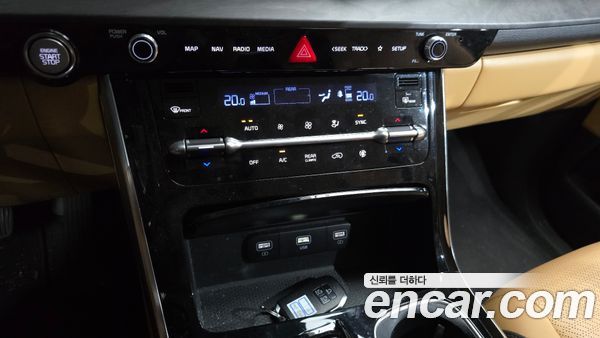 Kia Carnival 2023, фото 31