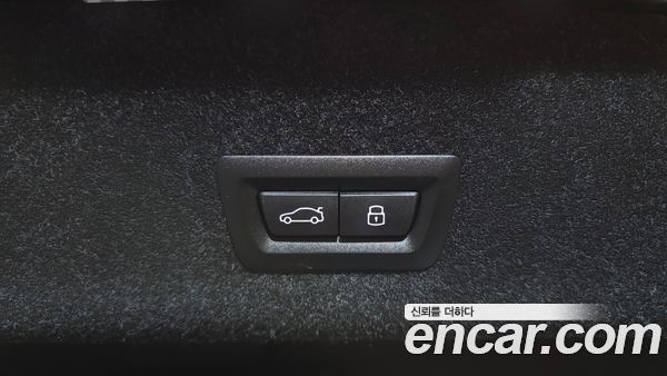 BMW 3 Series 2025, фото 32