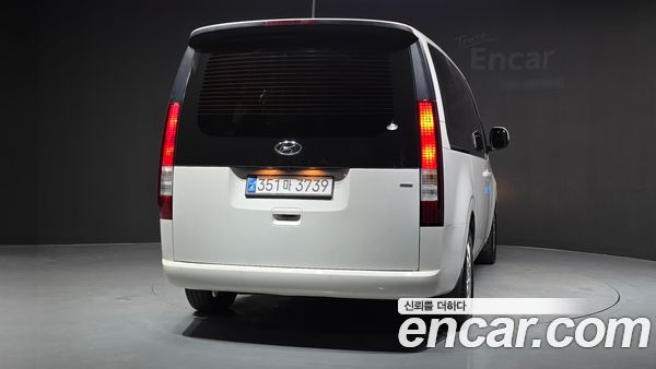Hyundai Staria 2022, фото 4
