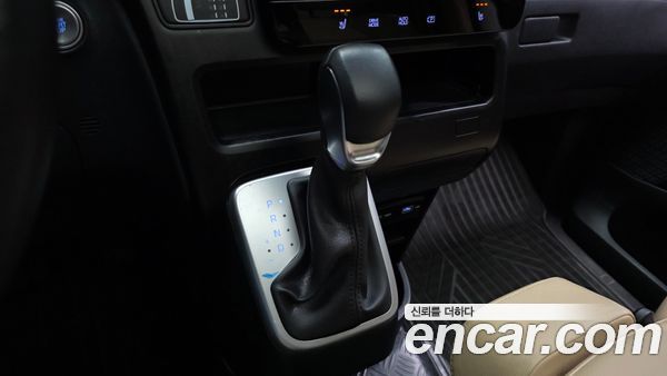Hyundai Staria 2022, фото 9