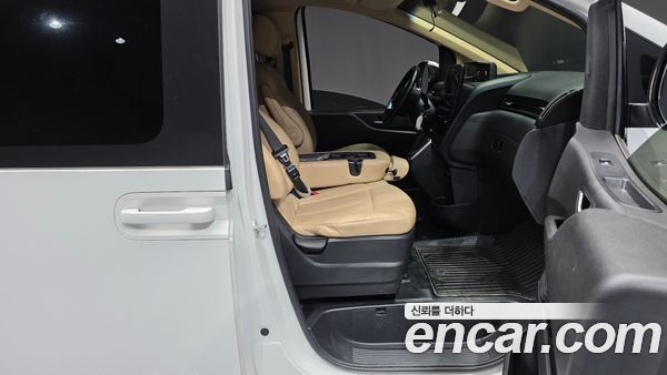 Hyundai Staria 2022, фото 11