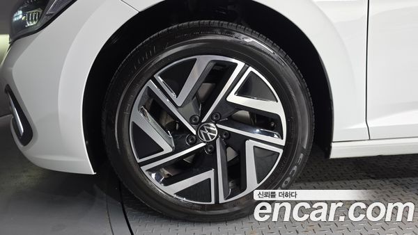 Volkswagen Jetta 2024, фото 5