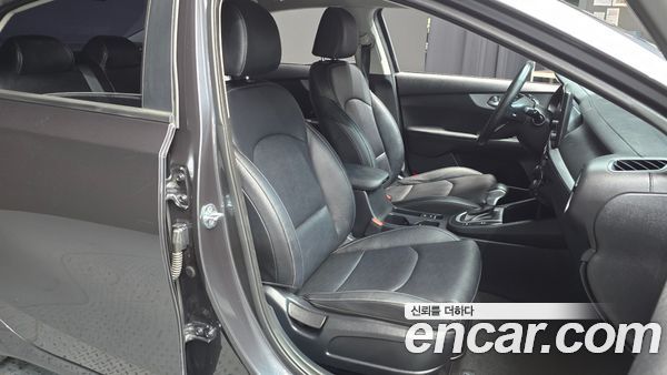 Kia K3 2022, фото 16