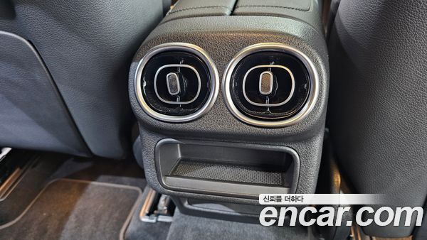 Mercedes-Benz GLC 2024, фото 31