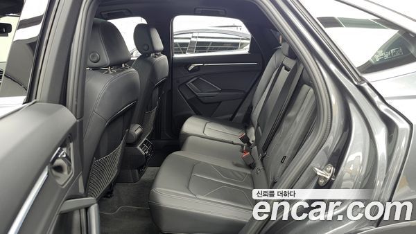 Audi Q3 2023, фото 16