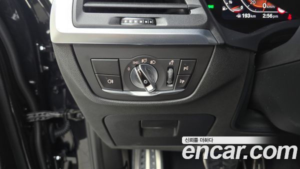 BMW X4 2023, фото 25