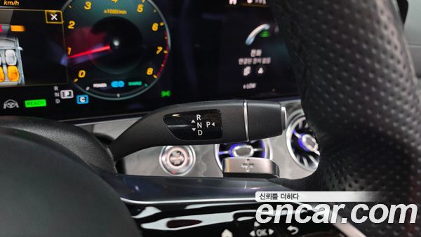 Mercedes-Benz E-Class 2021, фото 11