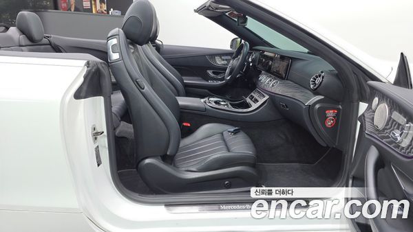 Mercedes-Benz E-Class 2021, фото 15