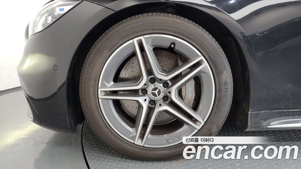 Mercedes-Benz S-Class 2022, фото 5