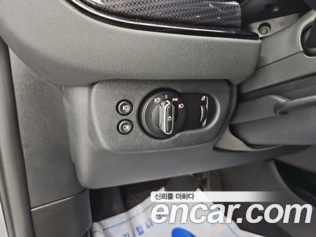 MINI CLUBMAN 2022, фото 18