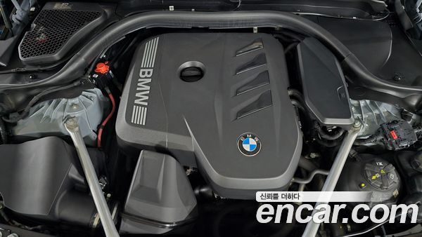 BMW 5 Series 2024, фото 6