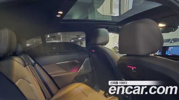BMW 5 Series 2024, фото 14