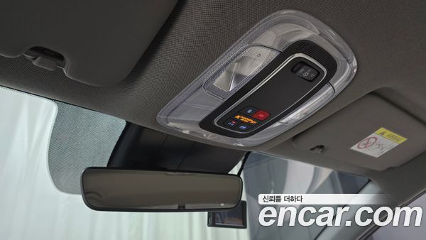 Hyundai Elantra 2023, фото 26