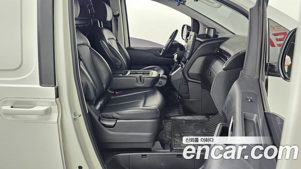 Hyundai Staria 2022, фото 15