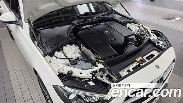 Mercedes-Benz C-Class 2025, фото 6