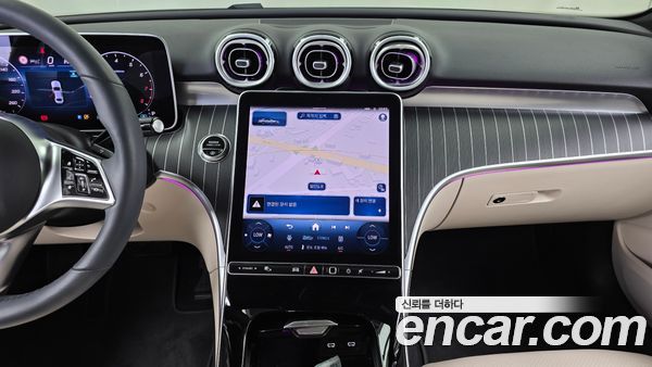 Mercedes-Benz C-Class 2025, фото 20
