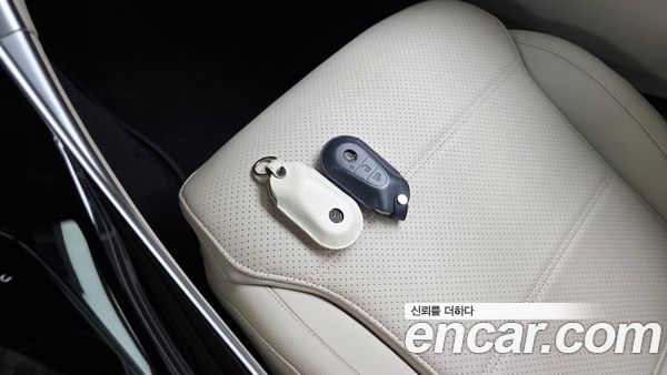Mercedes-Benz C-Class 2025, фото 32