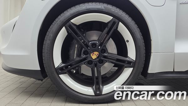 Porsche Taycan 2023, фото 5