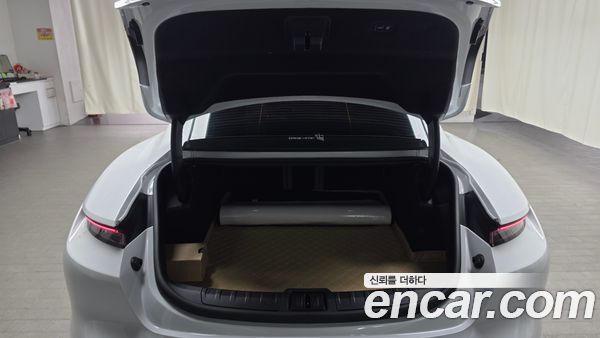 Porsche Taycan 2023, фото 20