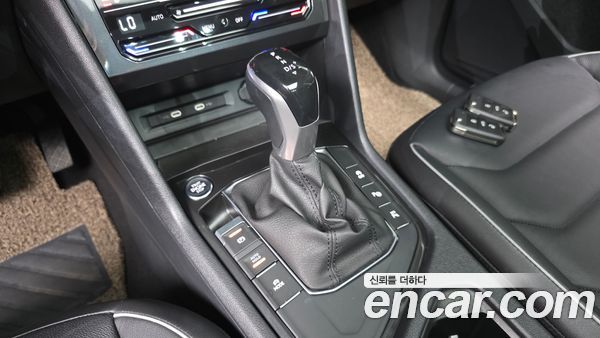 Volkswagen Tiguan 2023, фото 12