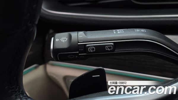 Mercedes-Benz GLE 2023, фото 26