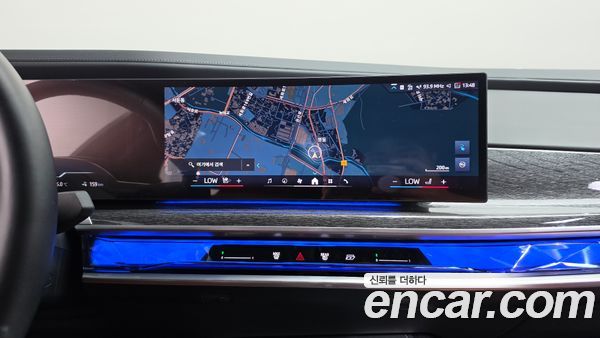 BMW i7 2024, фото 12