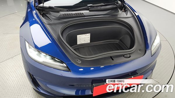 Tesla Model 3 2024, фото 6