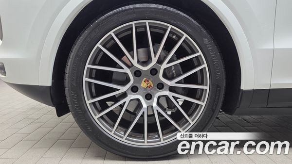 Porsche Cayenne 2021, фото 5