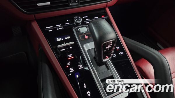 Porsche Cayenne 2021, фото 12