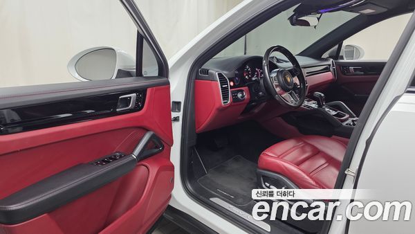 Porsche Cayenne 2021, фото 13