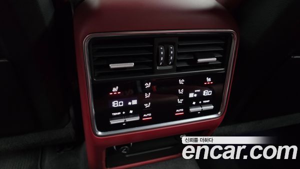Porsche Cayenne 2021, фото 24