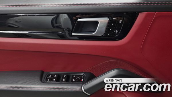 Porsche Cayenne 2021, фото 31