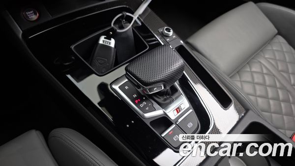 Audi SQ5 2021, фото 12