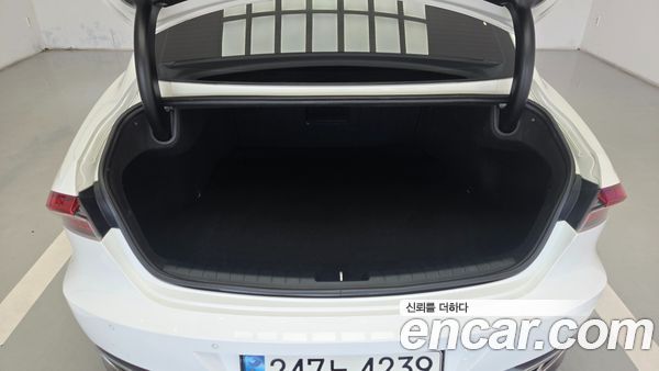 Hyundai Grandeur 2020, фото 9