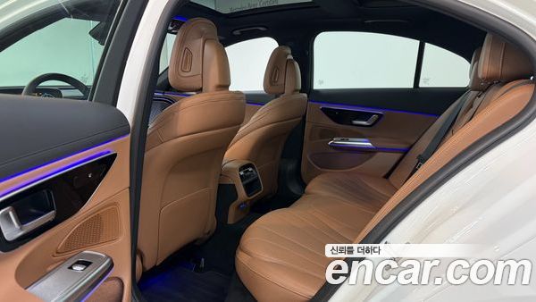 Mercedes-Benz E-Class 2026, фото 12