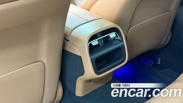 Mercedes-Benz E-Class 2026, фото 15