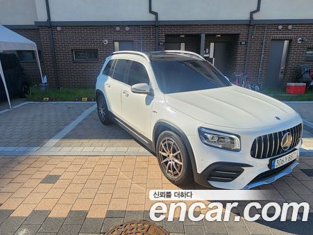 Mercedes-Benz GLB 2023, фото 4