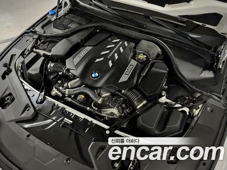BMW 8 Series 2023, фото 6