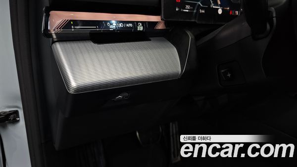 BMW 5 Series 2025, фото 30