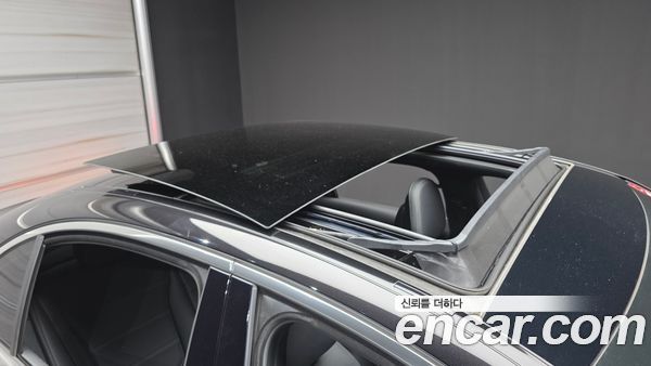 Mercedes-Benz C-Class 2023, фото 29