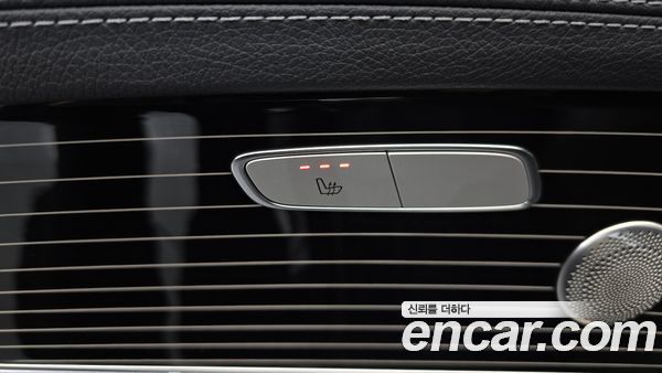 Mercedes-Benz E-Class 2021, фото 35