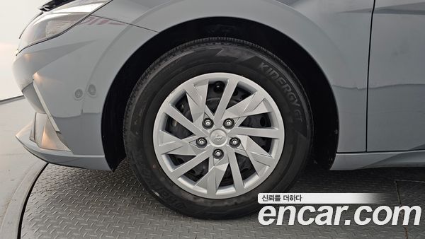 Hyundai Elantra 2021, фото 5