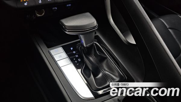 Hyundai Elantra 2021, фото 9