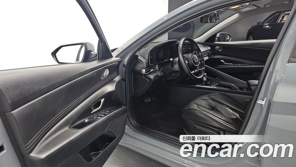 Hyundai Elantra 2021, фото 10
